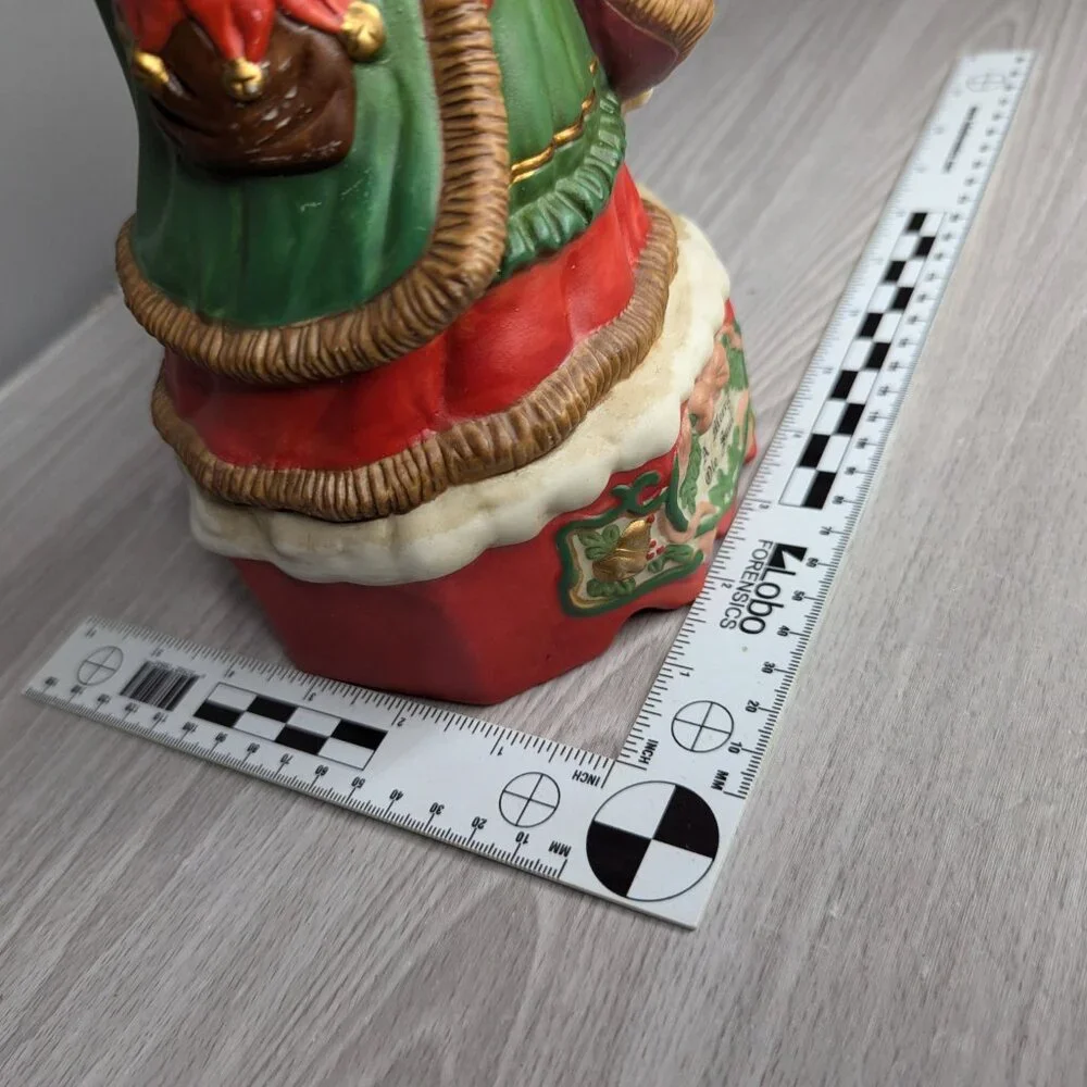 ABC Distributing Inc Merry Ole Soul Musical Santa Claus Figurine Music Box